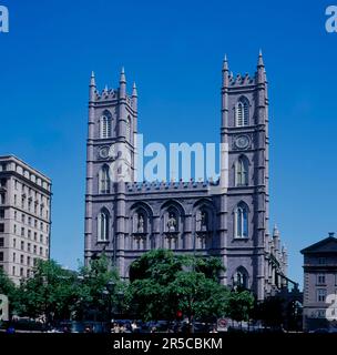 Kanada, Quebec, Montreal, Basilika Notre Dame, Place d'Armes Stockfoto