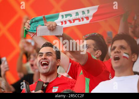 Doha, Katar. 21. November 2022 Fans des Iran während des Spiels zwischen England und dem Iran. Fifa Weltmeisterschaft Katar 2022, Spiel 3. Stockfoto