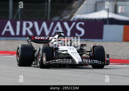 Montmelo, Spanien. 02. Juni 2023. Nyck de Vries vom Red Bull Team von AlphaTauri im Training vor dem Grand Prix von Spanien F1 auf dem Circuit de Barcelona-Catalunya am 02. Juni 2023 in Barcelona, Spanien. Kredit: DAX Images/Alamy Live News Stockfoto