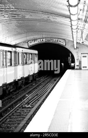 Eines der ältesten u-Bahnstation in Europa - Paris u-Bahn Stockfoto