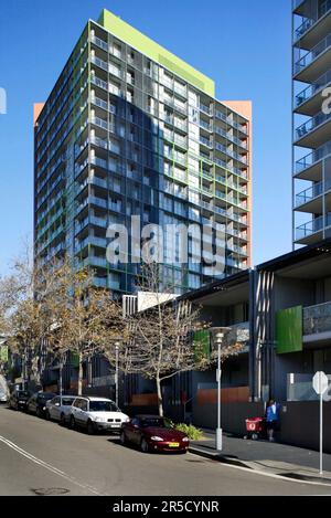 Der neue Vorort Jackson's Landing in Pyrmont, Sydney, NSW, Australien. Das Wohnviertel liegt neben der Anzac Bridge, Johnston's Bay und Glebe Island. Stockfoto