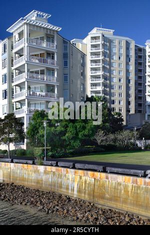 Der neue Vorort Jackson's Landing in Pyrmont, Sydney, NSW, Australien. Das Wohnviertel liegt neben der Anzac Bridge, Johnston's Bay und Glebe Island. Stockfoto