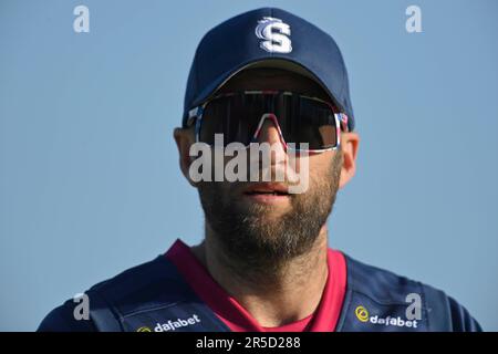 Northampton, Großbritannien. 02. Juni 2023. Northampton Juni 2 : Andrew Tye of Northamptonshire während des Vitality T20 Blast Match zwischen Northamptonshire Steelbacks und LEICESTERSHIRE FÜCHSEN am County Ground Northampton am 2 . Juni 2023 Northampton England . Kredit: PATRICK ANTHONISZ/Alamy Live News Stockfoto