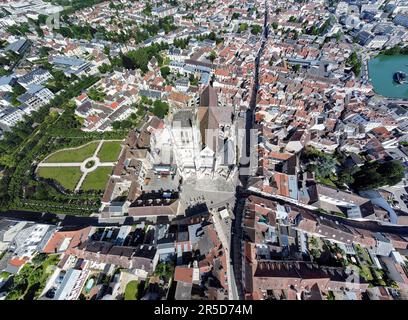 Die Kathedrale Saint Etienne befindet sich im Stadtzentrum von Meaux im französischen Departement seine et Marne in der Region Brie Stockfoto