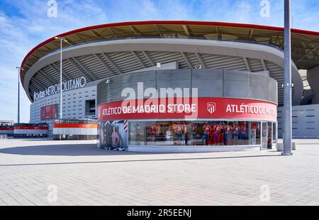 Blick auf die moderne Arena Civitas Metropolitano - das offizielle Heimstadion des FC Atletico Madrid Stockfoto