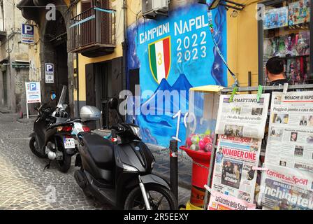 Ein Festmahl für den Scudetto des Fußballvereins Neapel. Italienischer Neapel-Champion von 2022 bis 2023 Uhr. Die Stadtfeiern. Rione Sanità. Neapel, 3. Juni 2023. Ferdinando Piezzi/Alamy Live News Stockfoto