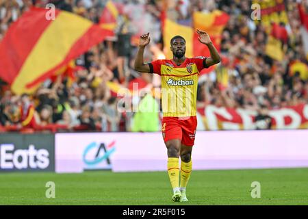 Linse, Frankreich. 27. Mai 2023. Kevin Danso (4) von RC Lens, das während eines Fußballspiels zwischen dem Rennclub de Lens und dem AC Ajaccio am 37. Spieltag der Ligue 1 Uber Eats Saison 2022-2023 am Sonntag, den 27. Mai 2023 in Lens, Frankreich, gezeigt wurde. Kredit: Sportpix/Alamy Live News Stockfoto