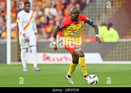 Linse, Frankreich. 27. Mai 2023. Seko Fofana (8) von RC Lens, das während eines Fußballspiels zwischen dem T Racing Club de Lens und dem AC Ajaccio am 37. Spieltag der Ligue 1 Uber Eats Saison 2022-2023 am Sonntag, den 27. Mai 2023 in Lens, Frankreich, abgebildet wurde. Kredit: Sportpix/Alamy Live News Stockfoto