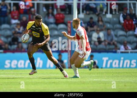 Newcastle, England - 3. Juni 2023 - Rugby League Magic Weekend, Salford Red Devils vs Hull Kingston Rovers im St James Park, Newcastle, Großbritannien Stockfoto