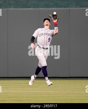 02. JUNI 2023: Colorado Rockies Center Fielder Brenton Doyle (9) nimmt ein Out-in-Center-Feld im Kauffman Stadium Kansas City, Missouri auf. Jon Robichaud/CSM. Stockfoto