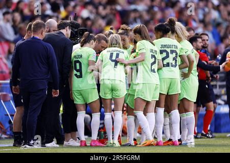 EINDHOVEN - VfL Wolfsburg Coach Tommy Stroot während des UEFA Champions League Finales für Frauen zwischen dem FC Barcelona und dem VfL Wolfsburg am 3. Juni 2023 im Phillips Stadion in Eindhoven, Niederlande. ANP MAURICE VAN STONE Stockfoto