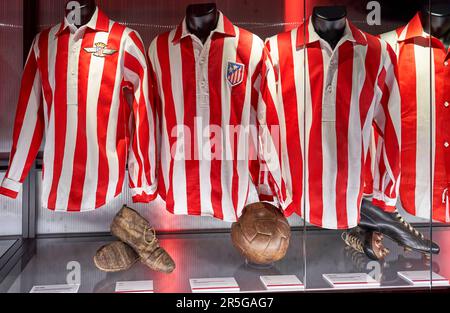 Fragment der Ausstellung im Museum des FC Atletico Madrid in der Civitas Metropolitano Arena Stockfoto