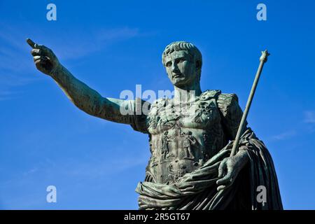 Gaius Julius Caesar (13. Juli 100 v. Chr. 15. März 44 v. Chr.) war ein römischer General und Staatsmann. Nützlich für Führungskonzepte Stockfoto