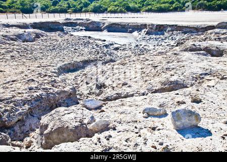 Pozzuoli, Italien. Solfatara-Gebiet, Vulkankrater noch aktiv Stockfoto