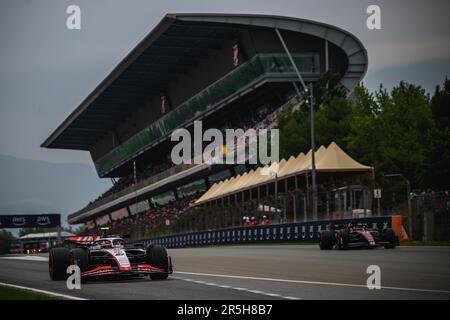 Montmelo, Spanien. 3. Juni 2023. Nico Hulkenberg (GER) vom Team Haas F1 fährt in seinem VF-23 die erste Praxissitzung des spanischen GP auf dem Circuit de Catalunya Credit: Matthias Oesterle/Alamy Live News Stockfoto