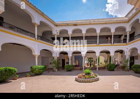 Archäologisches und Ethnologisches Museum des Cordoba Courtyard - Cordoba, Andalusien, Spanien Stockfoto