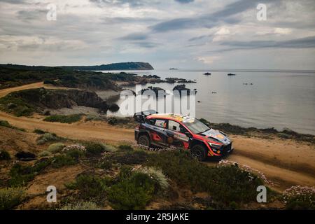 Sardegna, Italien. 04. Juni 2023. Esapekka Lappi (Fin) Janne Ferm (Fin) vom Hyundai Shell Mobis World Rally Team, Hyundaii20 N Rally1 Hybrid, während des 04. Juni 2023 in Olbia, Sardinien, Italien. Kredit: Live Media Publishing Group/Alamy Live News Stockfoto