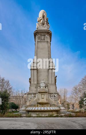 Madrid, Spanien - 03. Juni 2023: Rückseite des Denkmals Miguel de Cervantes. Stockfoto