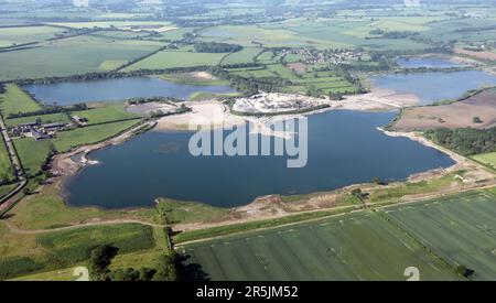 Tarmac Nosterfield Sand und Schottersteine aus der Vogelperspektive, Stockfoto