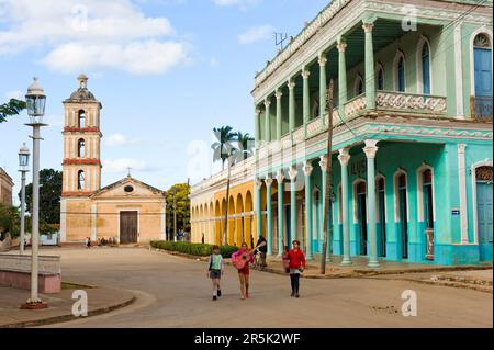 Unsere Frau der guten Reise, Churchand Colonial Houses, Remedios, Santa Clara Provinz, Kuba Stockfoto