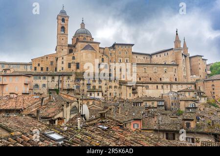 Blick auf die Stadt Urbino (Italien) Stockfoto