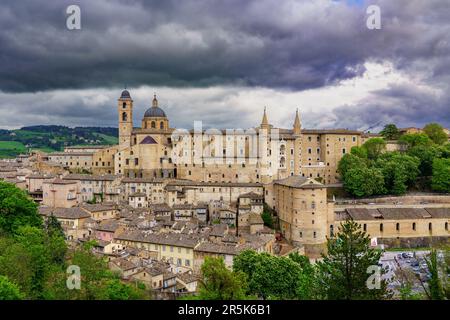 Blick auf die Stadt Urbino (Italien) Stockfoto