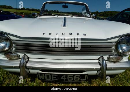 1971 Uhr Triumph Herald 13/60 Cabrio, klassisches Auto, Treffpunkt Hanley Farm, Chepstow. Stockfoto