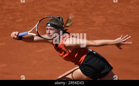 Paris, Frankreich. 04. Juni 2023. Roland Garros Paris French Open 2023 Tag 8 04/06/2023 Karolina Muchova (CZE) gewinnt dritte Runde des Spiels: Roger Parker/Alamy Live News Stockfoto