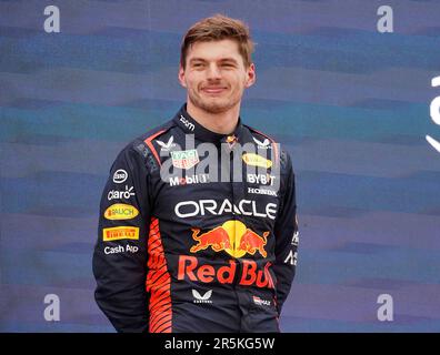 Barcelona, Spanien. 04. Juni 2023. Motorsport: Formel-1-Weltmeisterschaft, spanischer Grand Prix, Podium: Gewinner Max Verstappen aus den Niederlanden des Teams Oracle Red Bull Credit: Hasan Bratic/dpa/Alamy Live News Stockfoto