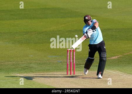 Surreys Jamie Smith schlägt während des Vitality Blast T20-Spiels am Spitfire Ground in Canterbury. Foto: Sonntag, 4. Juni 2023. Stockfoto