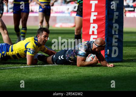 Danny Houghton vom Hull FC gewinnt beim Spiel der Betfred Super League in St. James' Park, Newcastle-upon-Tyne. Foto: Sonntag, 4. Juni 2023. Stockfoto