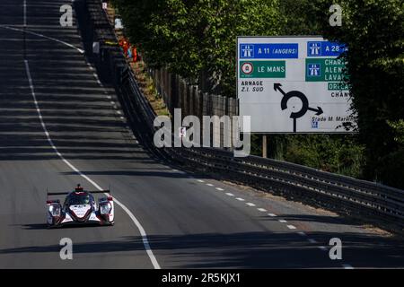 10 CULLEN Ryan (gar), KAISER Matthias (Lie), AUBRY Gabriel (Fra), Vector Sport, Oreca 07 - Gibson, Action während des 24 Stunden von Le Mans 2023 auf dem Circuit des 24 Heures du Mans am 4. Juni 2023 in Le Mans, Frankreich – Photo Germain Hazard / DPPI Stockfoto