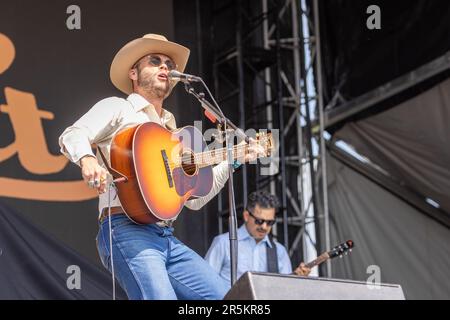 Lexington, USA. 03. Juni 2023. Charley Crockett während des Railbird Music Festivals am 3. Juni 2023 in Lexington, Kentucky (Foto von Daniel DeSlover/Sipa USA). Guthaben: SIPA USA/Alamy Live News Stockfoto