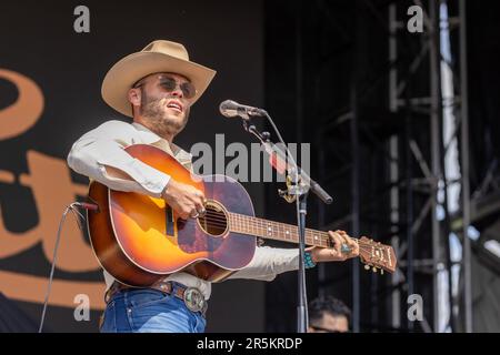 Lexington, USA. 03. Juni 2023. Charley Crockett während des Railbird Music Festivals am 3. Juni 2023 in Lexington, Kentucky (Foto von Daniel DeSlover/Sipa USA). Guthaben: SIPA USA/Alamy Live News Stockfoto