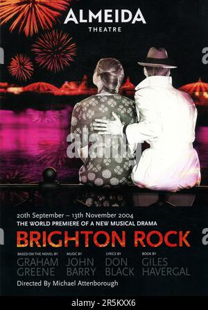 Flyer für die Weltpremiere 2004 des Musical-Dramas BRIGHTON ROCK Director MICHAEL ATTENBOROUGH basierend auf dem Roman von GRAHAM GREENE Buch von GILES HAVERGAL Musik JOHN BARRY Songtexte DON BLACK im Almeida Theatre, Islington, London vom 20. September bis 13. November 2004 Stockfoto