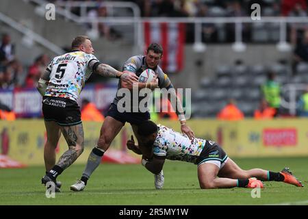 Newcastle, Großbritannien. 4. Juni 2023Jay Pitts von Wakefield Trinity in Aktion während des Spiels der Betfred Super League zwischen Hull Football Club und Warrington Wolves in St. James's Park, Newcastle, Sonntag, den 4. Juni 2023. (Foto: Mark Fletcher | MI News) Guthaben: MI News & Sport /Alamy Live News Stockfoto