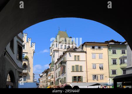 Südtirol, Bozen, Zentrum, Innenstadt, Arkaden, Geschäfte Stockfoto