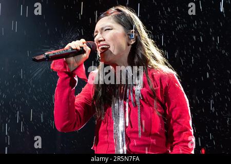 Der italienische Songwriter Elisa Toffoli, der während seiner Live-Auftritte mit dem Bühnennamen Elisa bekannt ist, tritt in der Arena di Verona auf, um eine intime Nacht zu verbringen - nur zwei Nächte, am 4. Juni 2023 in Verona, Italien. (Foto: Roberto Tommasini/NurPhoto) Kredit: NurPhoto SRL/Alamy Live News Stockfoto