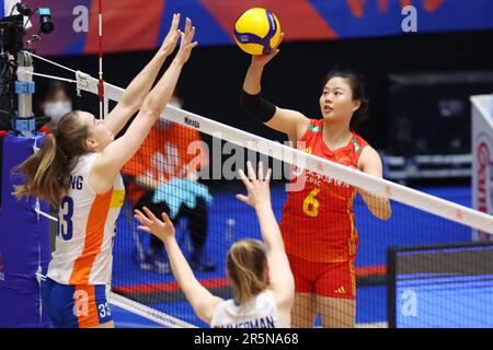 Nippongaishi Hall, Aichi, Japan. 3. Juni 2023. Gong Xiangyu (CHN), 3. JUNI 2023 - Volleyball : FIVB Volleyball Nations League 2023 Women's Preliminary Round between China - Netherlands in Nippongaishi Hall, Aichi, Japan. Kredit: YUTAKA/AFLO SPORT/Alamy Live News Stockfoto