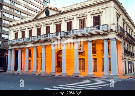 Edificio Jose Artigas, ehemaliges Büro der nationalen Regierung, Plaza Independencia, Montevideo, Uruguay Stockfoto