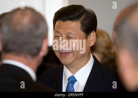 Neuseeländischer Premierminister John Key mit seiner Exzellenz Xi Jinping Vizepräsident der Volksrepublik China Stockfoto