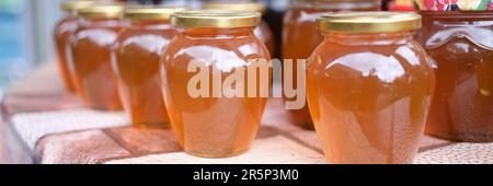 Wintervorbereitungen für Saft und Kompott zu Hause Stockfoto