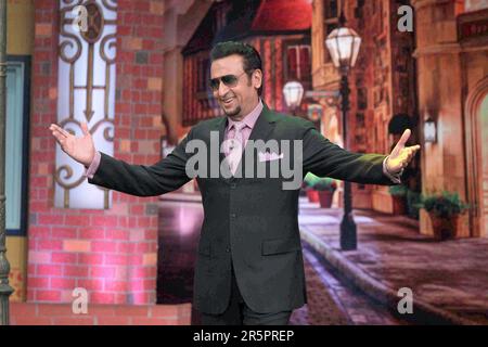 Gulshan Grover, indischer Schauspieler, Produzent, Filmförderung, Behen Hogi Teri, Kapil Sharma Show, Mumbai, Indien, 27. Mai 2017 Stockfoto