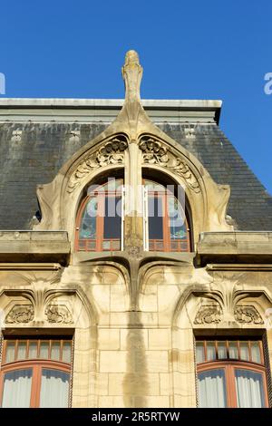 Frankreich, Meurthe et Moselle, Nancy, Immeuble Maison (Haus) Bergeret (Bergeret-Gebäude) im Jugendstil Ecole de Nancy (Nancy School) erbaut zwischen 1903 und 1905 vom Architekten Leon Weissenburger für den Drucker Albert Bergeret Rue Lionnois befindet sich heute Eigentum der Universite de Lorraine (Universität Lothringen) Stockfoto