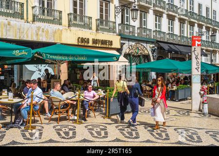 Portugal, Lissabon, Chiado, das historische Café A Brasileira do Chiado wurde 1905 eröffnet Stockfoto