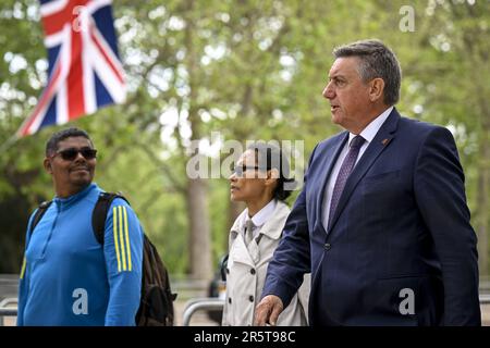 London, Großbritannien. 05. Juni 2023. Der flämische Ministerpräsident Jan Jambon nahm das Bild bei der Ankunft der flämischen Delegation am ersten Tag einer diplomatischen Mission im Vereinigten Königreich am Montag, den 05. Juni 2023 in London auf. BELGA PHOTO DIRK WAEM Credit: Belga News Agency/Alamy Live News Stockfoto