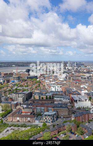 Liverpool, vereinigtes Königreich 16. Mai 2023 Luftaufnahme der Vororte von Liverpool Stockfoto