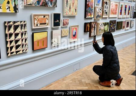 London, Großbritannien. 05. Juni 2023. London, Großbritannien. Presseansicht für die Sommerausstellung der Royal Academy of Arts, Piccadilly. Der britische Maler David Remfry RA übernimmt die Zügel als Ausstellungskoordinator. Die Sommerausstellung befasst sich mit dem Thema „nur Connect“, das aus dem berühmten Zitat in E.M Forsters „Howards End“ stammt. Kredit: michael melia/Alamy Live News Kredit: michael melia/Alamy Live News Stockfoto