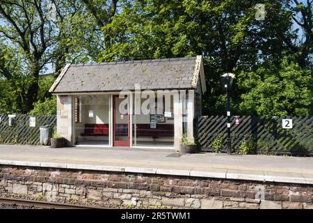 27.05.2023 Kirkby Stephen, Cumbria, Vereinigtes Königreich. Toilette am Bahnhof Kirkby Stephen an der Settle-to-Carlisle-Linie Stockfoto