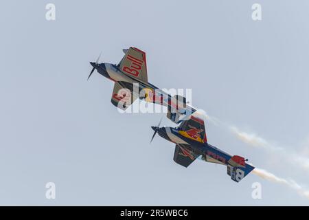 Flying Bulls auf der Pardubice Air Show 2023 in Pardubice, Tschechische Republik Stockfoto